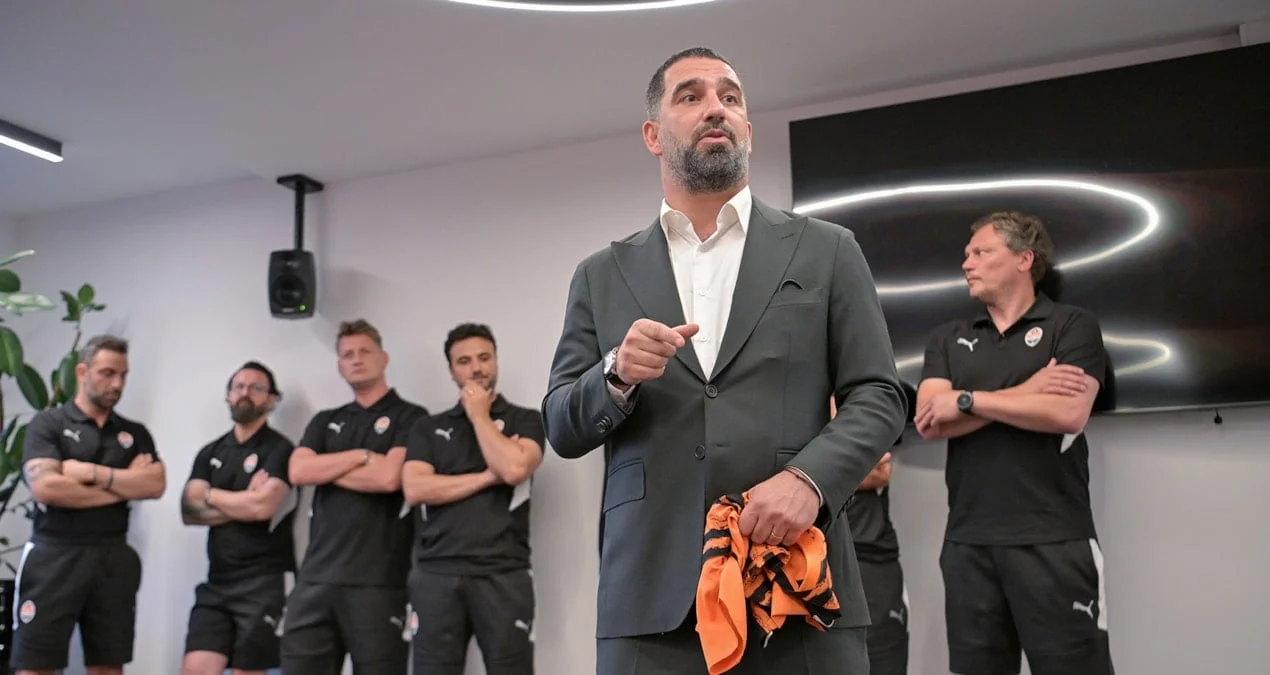 Arda Turan debütdə rekord qələbə