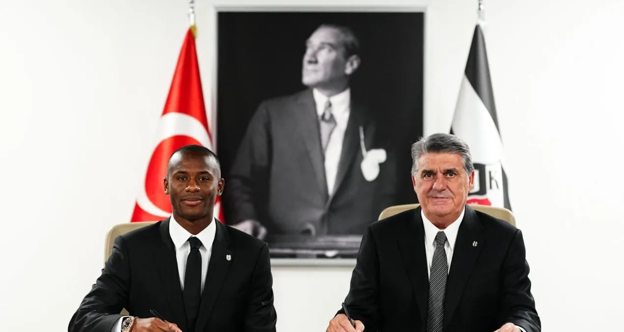 Beşiktaş yeni futbolçu ilə 3 illik müqavilə imzaladı