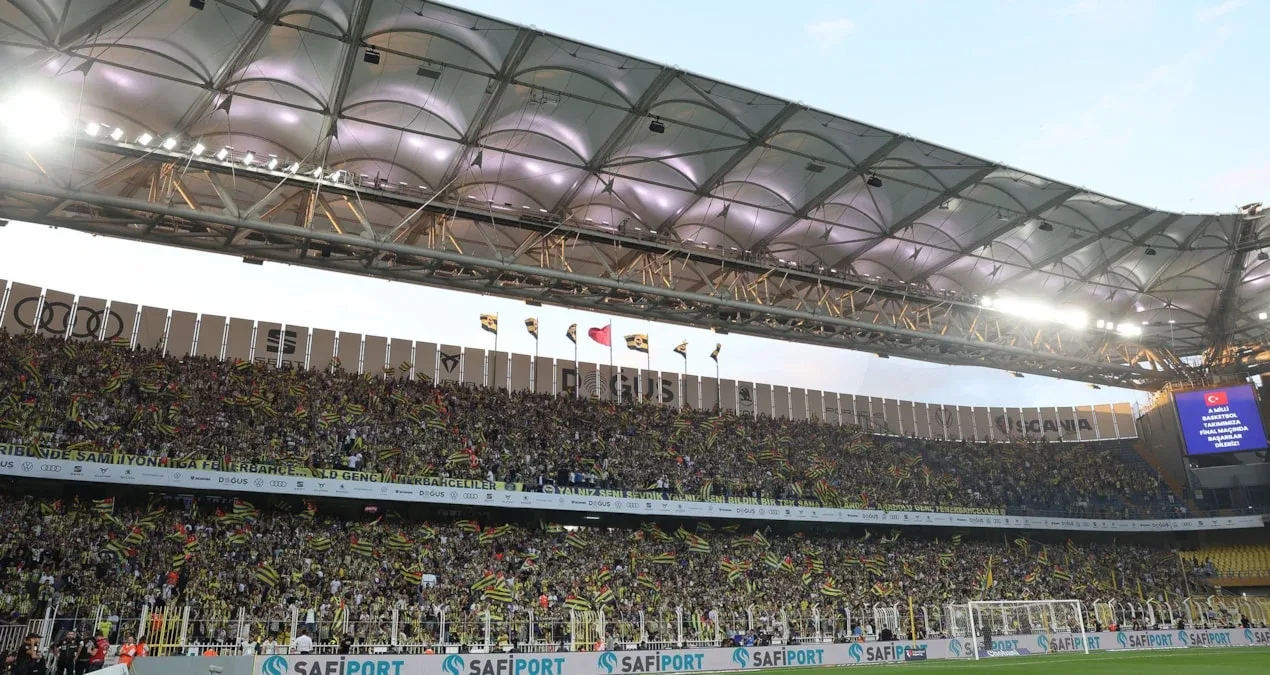 Qadınlar Super Liqasında derbi "Chobani" stadionunda