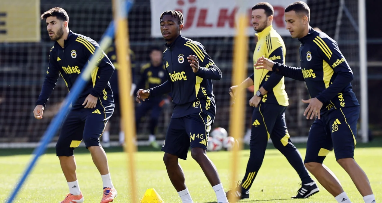 Fənər Rize səfərinə iki əskiklə yollanır