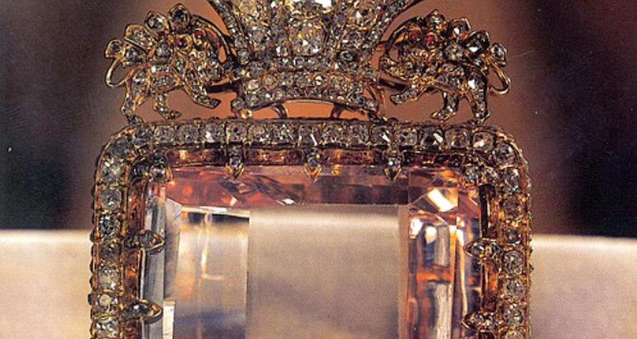 İranın incisi: Əfsanəvi 'Nur Dənizi' almazının bənzərsiz gözəlliyi