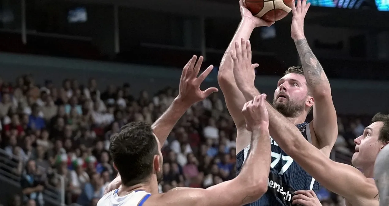 Luka Doncic Sloveniyanı dörddəbir finala çıxardı