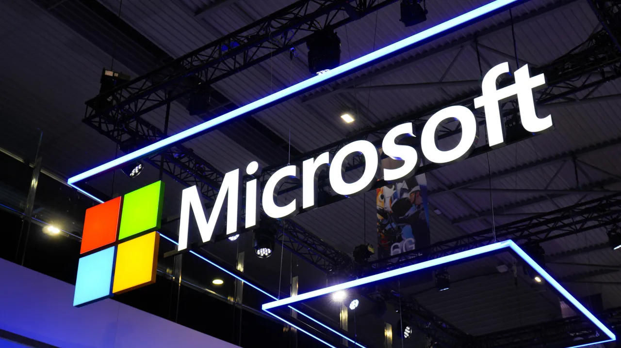 Microsoft Agent 365: Təhlükəli Süni İntellekt Agentləri Problemlər Yaratmadan Öncə Təsbit Ediləcək