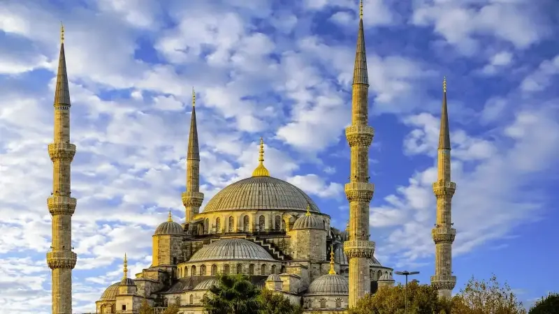 5 dekabr 2025-ci il cümə namazı vaxtları açıqlandı