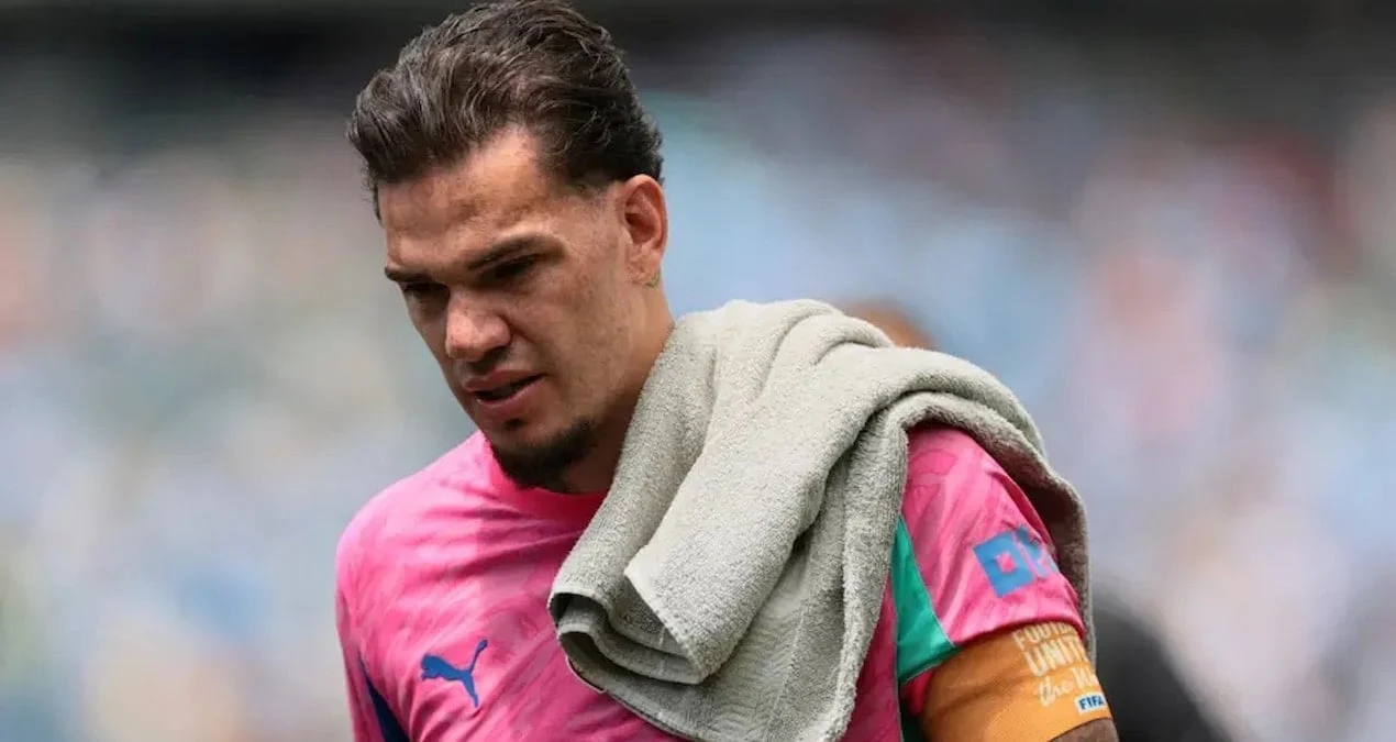 Ederson Qalatasaray'a transfer olmayacaq
