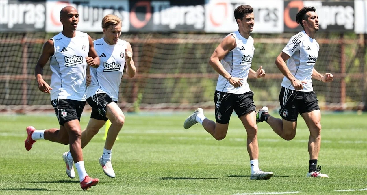 Beşiktaş "Şaxtyor" ilə oyuna hazırlaşır
