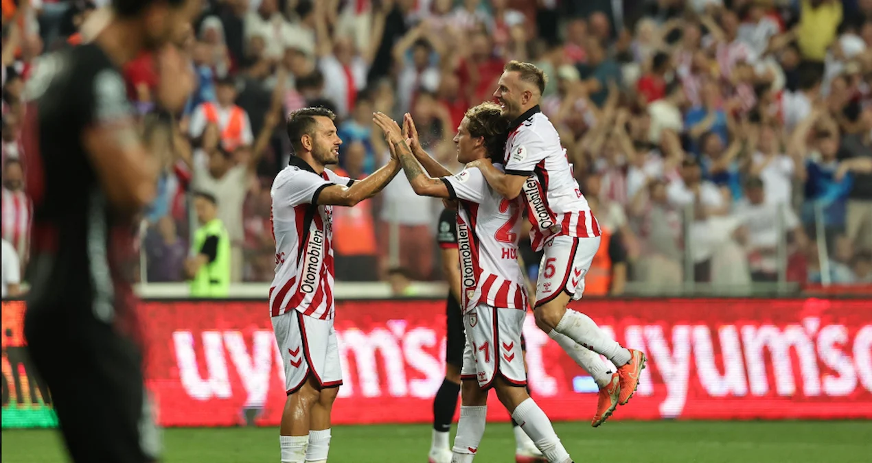 Samsunspor iki qol vurdu