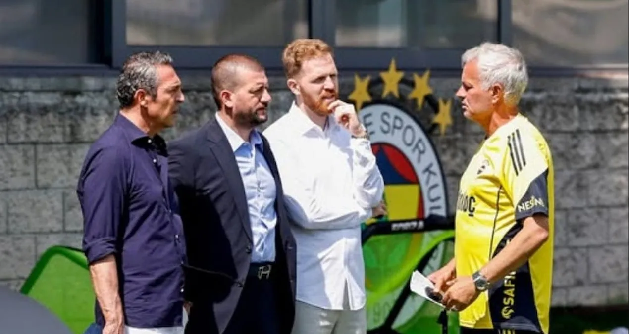 Fənər beş futbolçu almaq istəyir