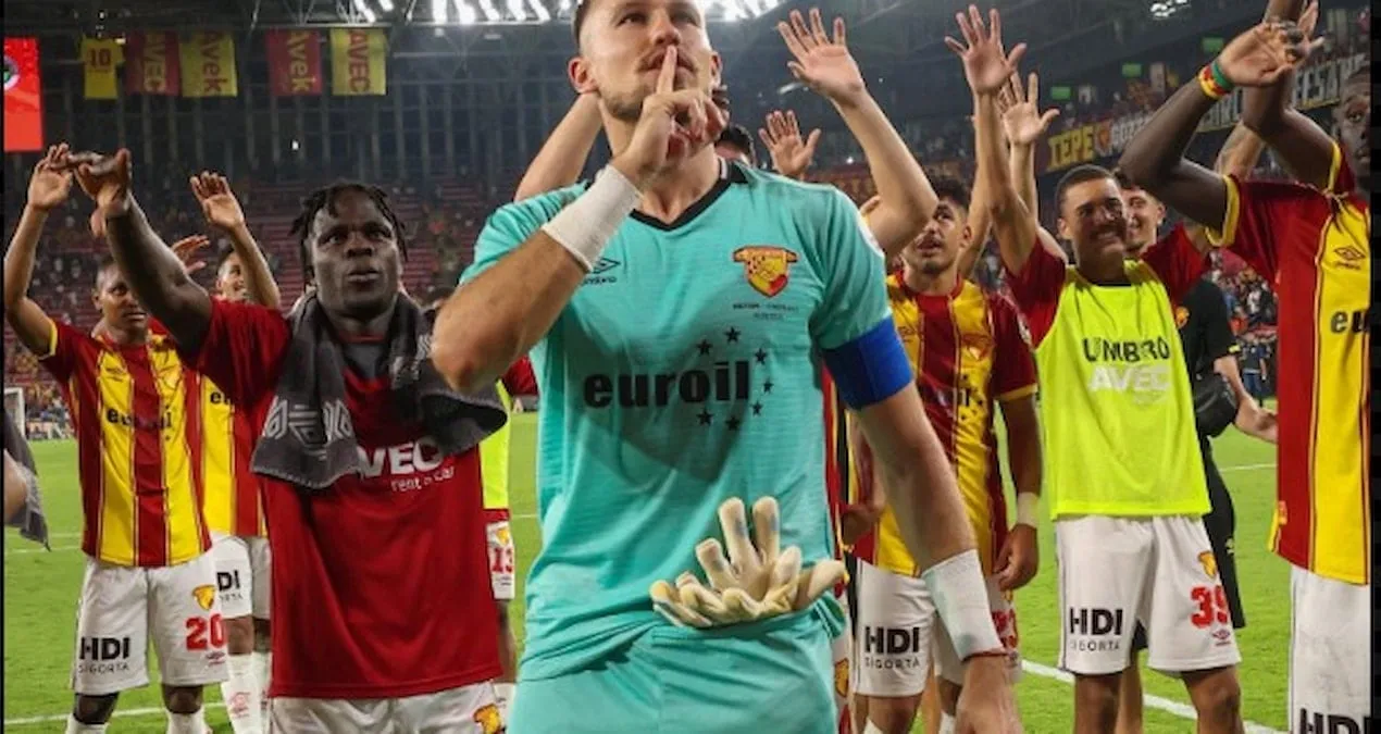 Mateusz Lis keçmişi unutdu