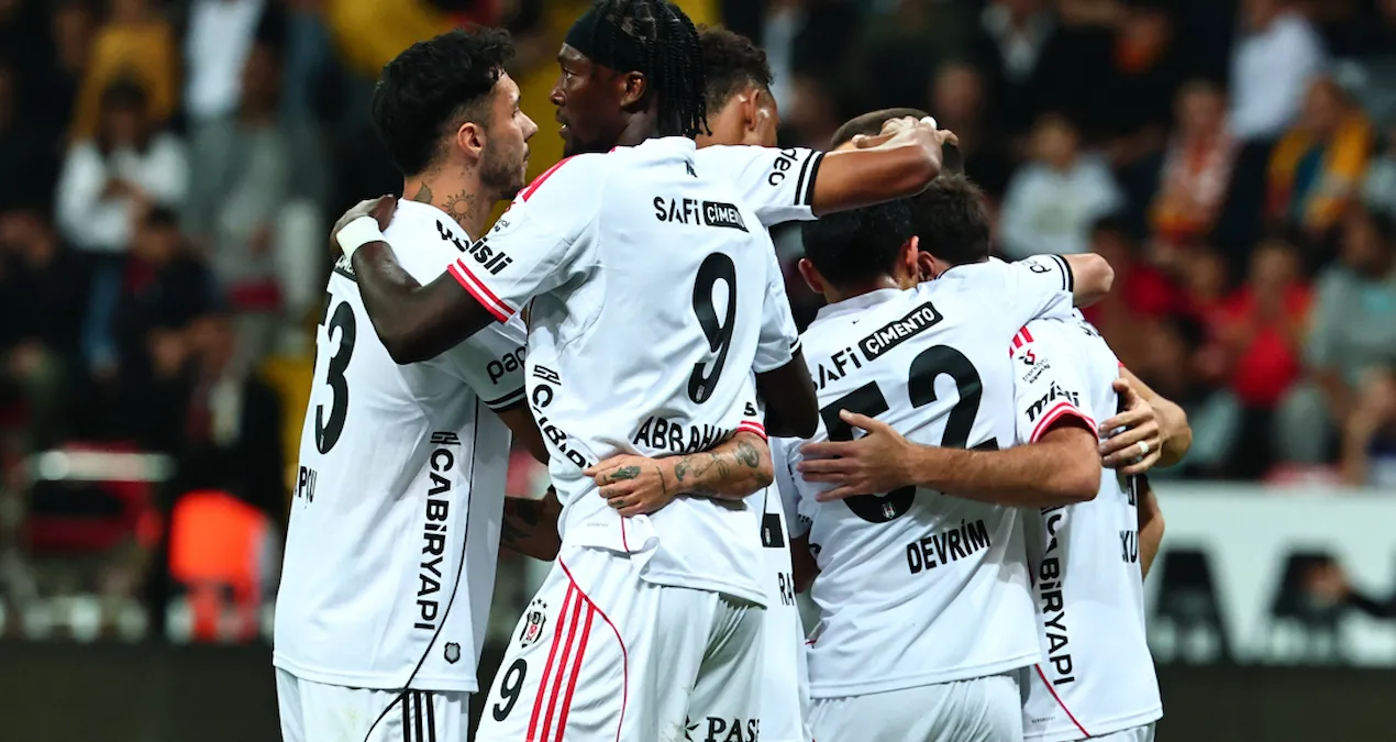 Beşiktaşda bir formaya üç iddiaçı