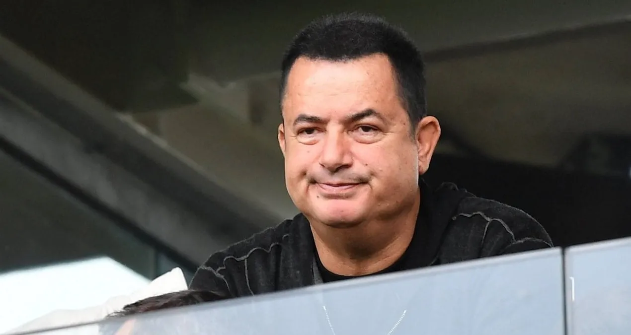 Acun Ilıcalının komandasında dava düşdü, futbolçular baş məşqçini döydü