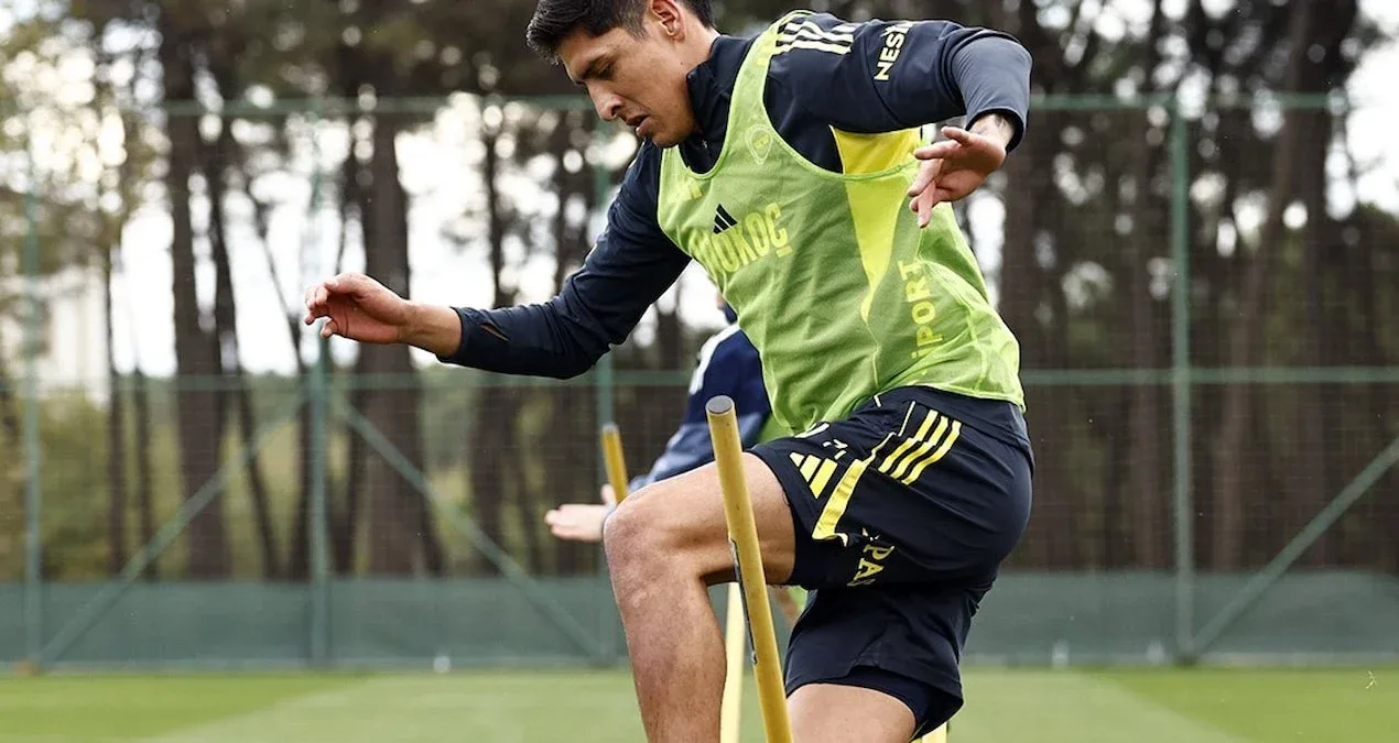 Fənərbaxçaya Edson Alvares transferi ilə bağlı müjdə