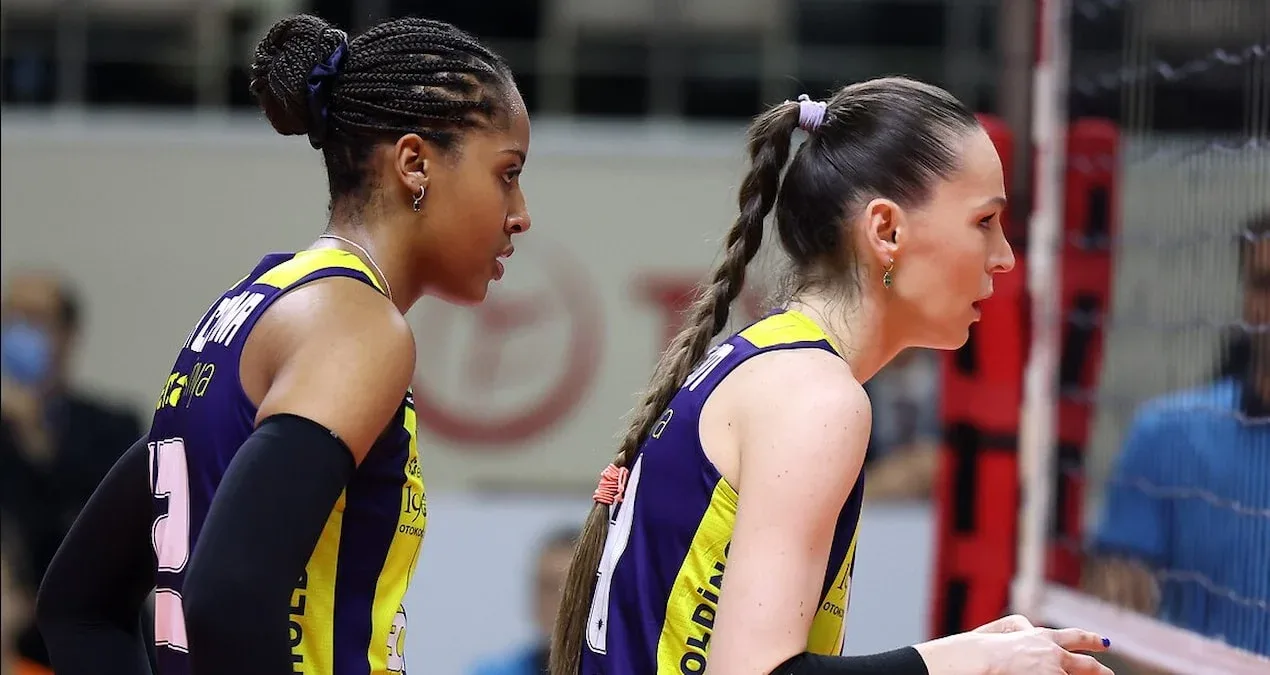 Fənərbaxçada Eda və Kristina Çempionlar Kubokunda oynamayacaq