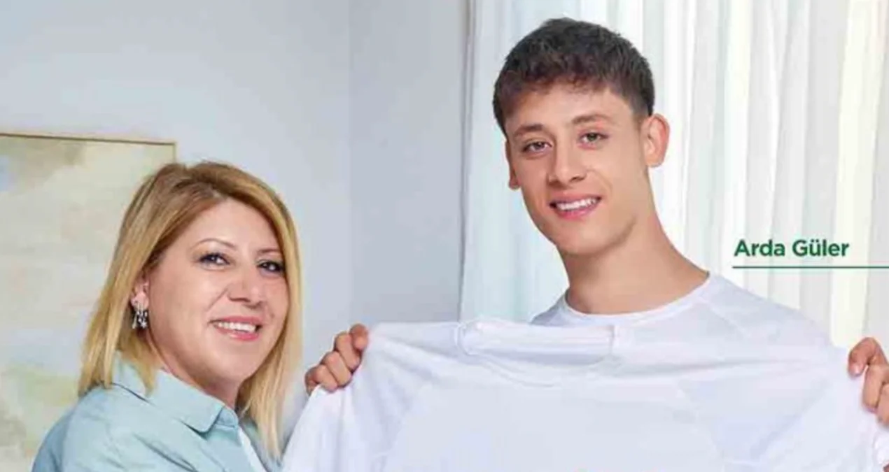 Arda Güler və anası reklam üzü