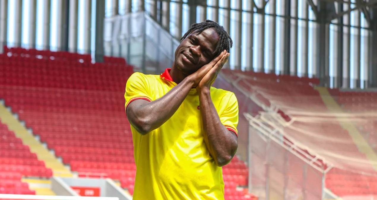 Göztepe Beninli hücumçu transfer etdi