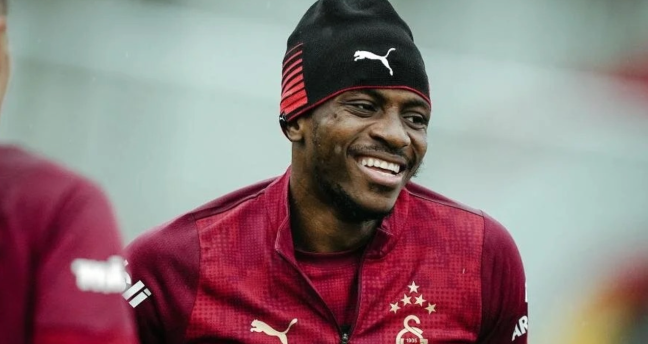 Qalatasaray derbi öncəsi üç sevincli xəbər aldı