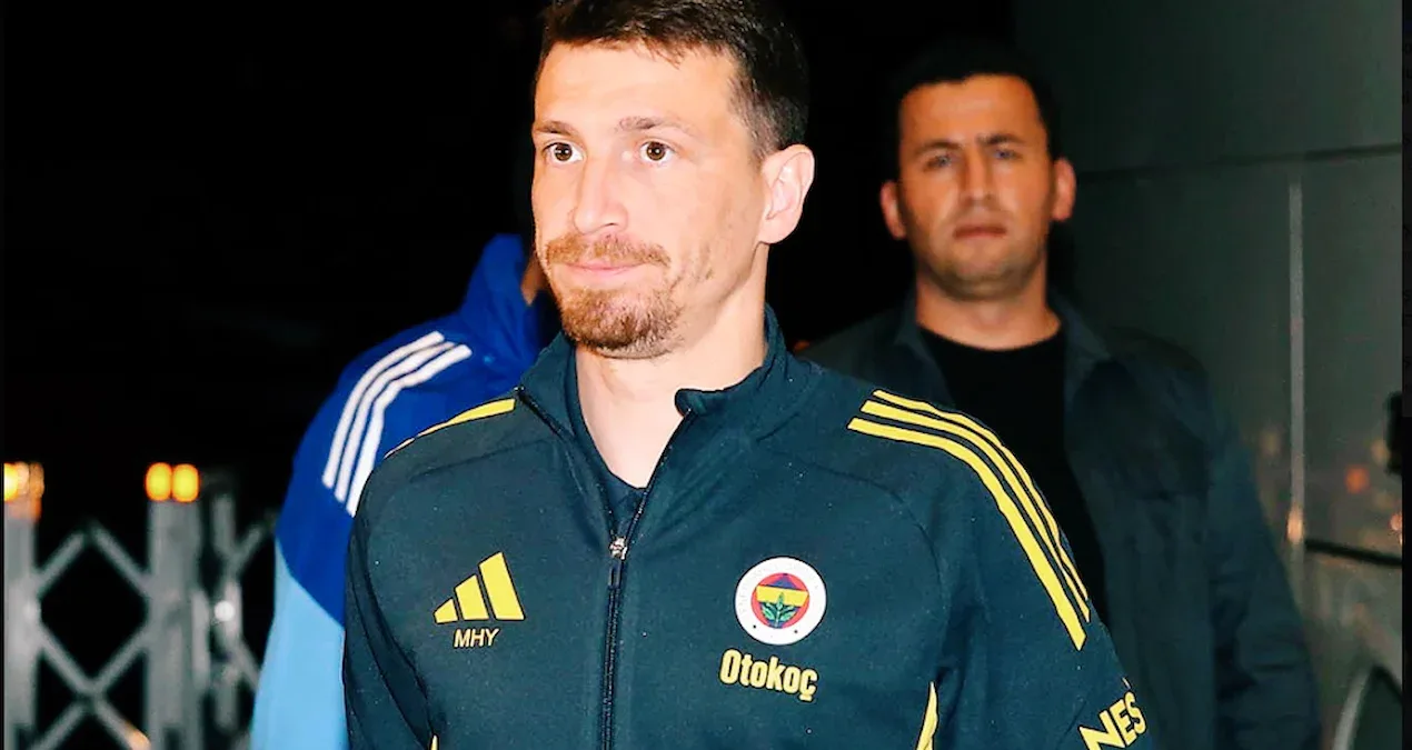 Mert Hakan Yandaş 3 oyunluq cəzalandırıldı