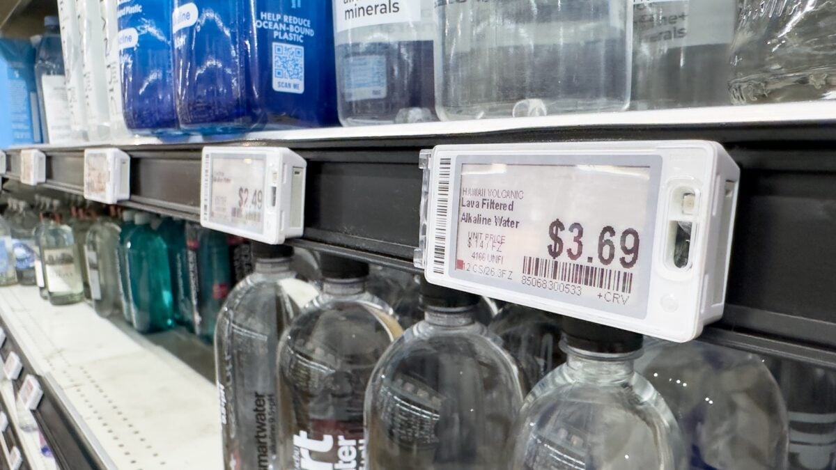 Demokratlar supermarketlərdə rəqəmsal izləmə ilə qiymət təyinini qadağan edir