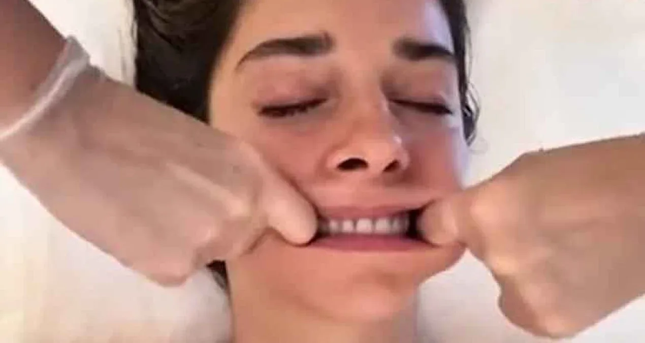 Elvin Levinler ağız içi masaj etdirdi.