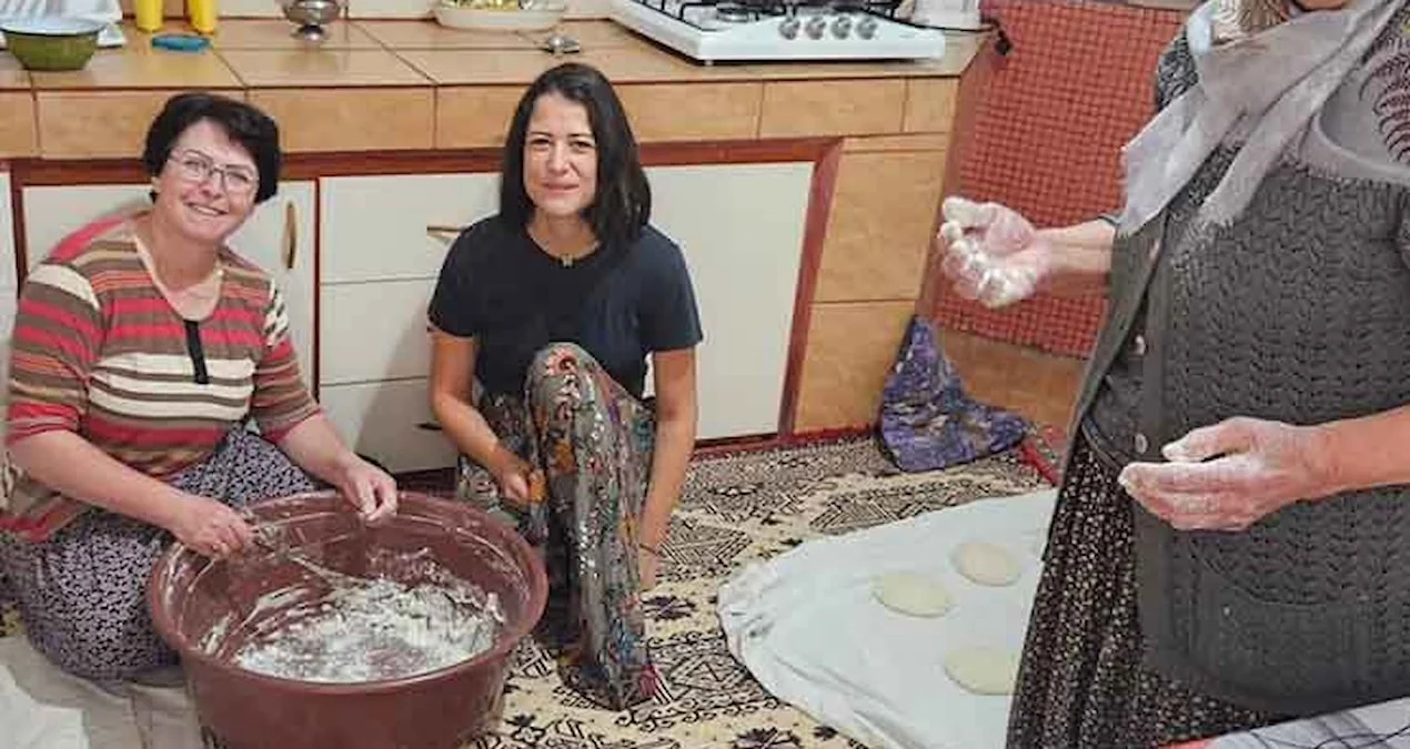 Cem Boynerin qızı babasının kəndində yaşayır