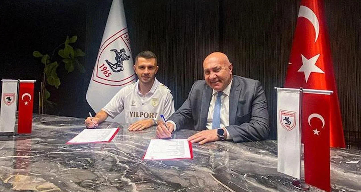 Emre Kılınç Samsunsporda Qaldı