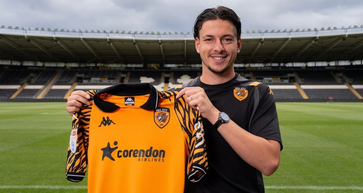 Enis Destan Hull City ilə müqavilə bağladı