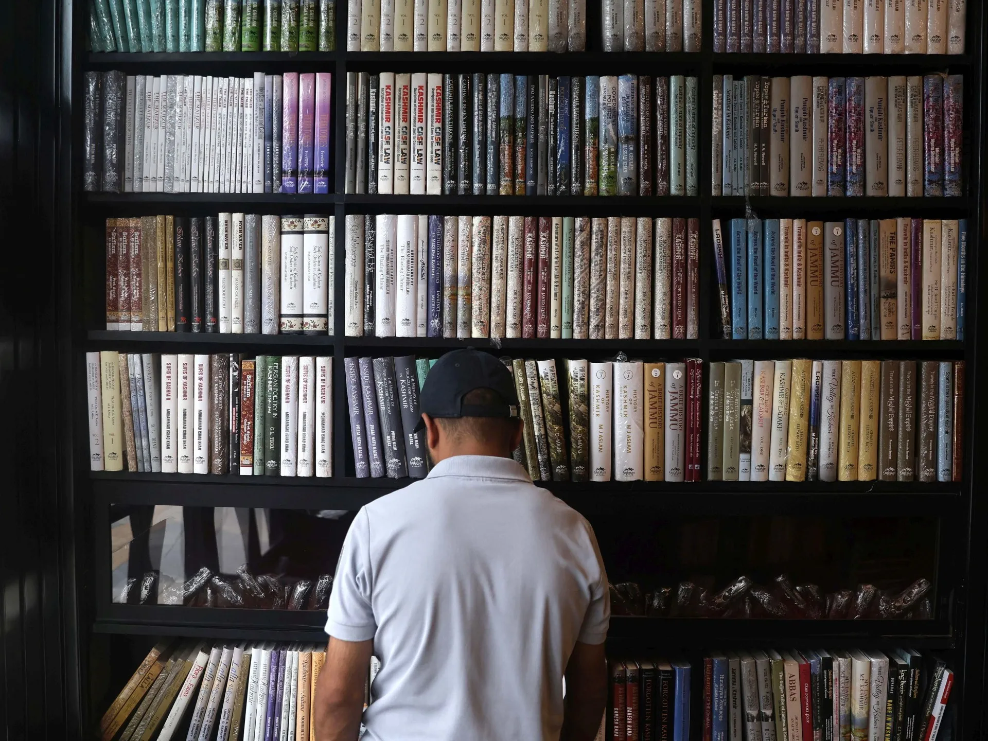 Hindistanın Kəşmir qorxusu: Kitaba qadağa