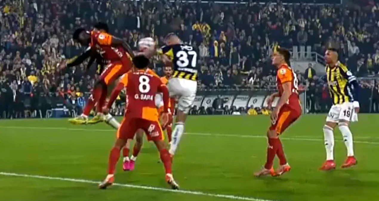 Fənərbaxça-Qalatasaray derbisində ləğvetmə qərarı verildi