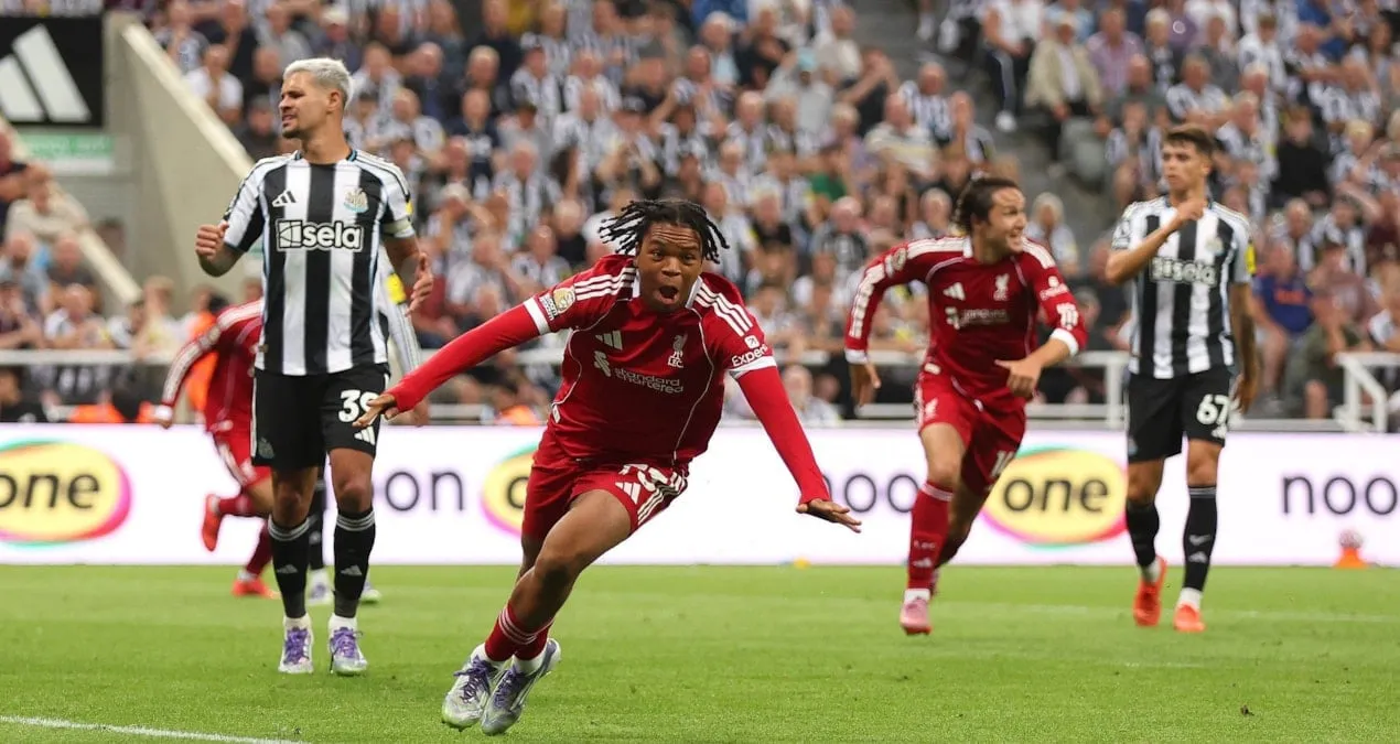 16 yaşlı futbolçu son dəqiqədə qol vurdu