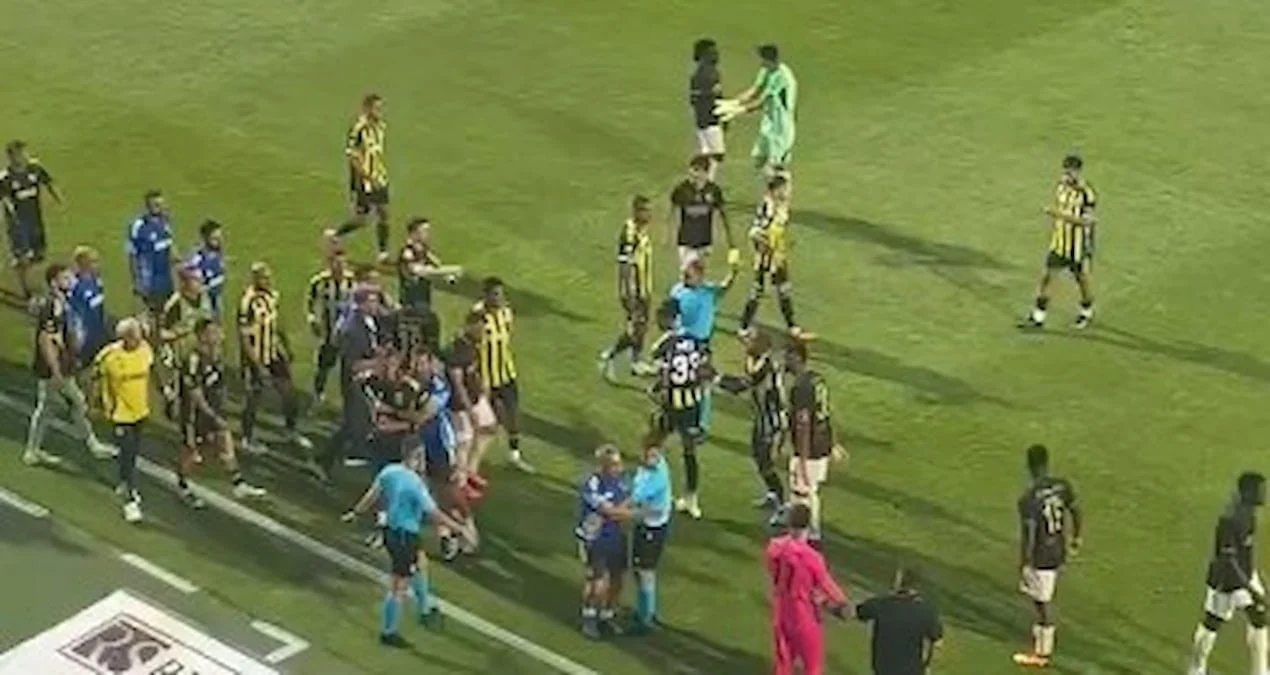 Fenerbahçənin hazırlıq oyununda qarşıdurma