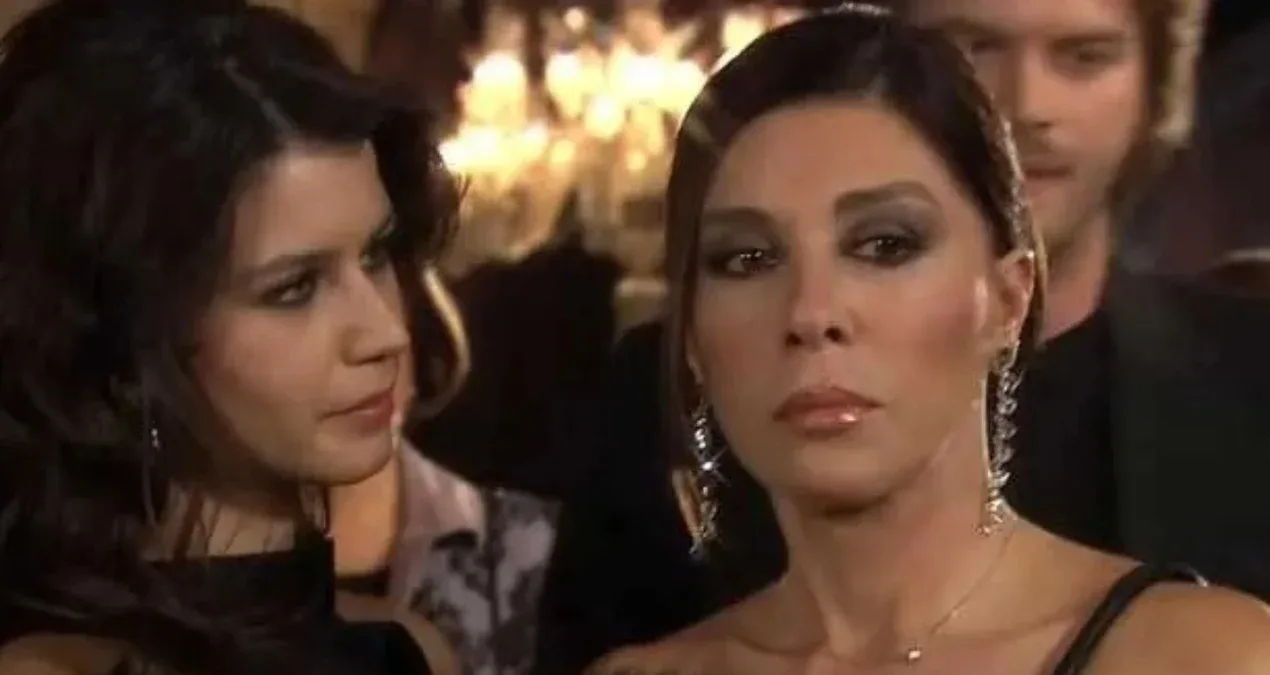 İllər sonra Nebahat Çehre Bihter-Behlül eşqini şərh etdi, gündəmə damğa vurdu.