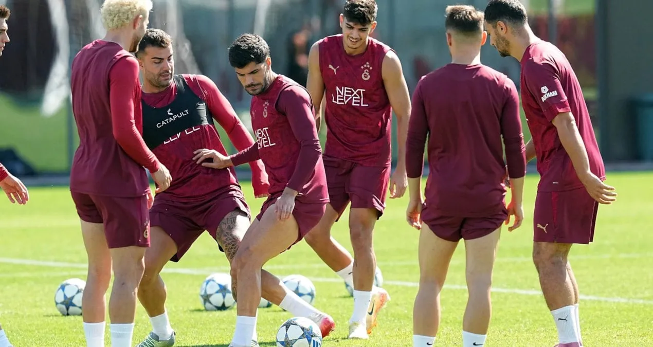 Qalatasaray Frankfurtla oyuna hazırlaşır, Osimhenlə bağlı yeniliklər var