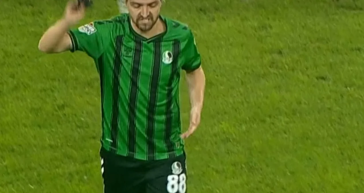 Caner Erkin yenə qırmızı vərəqə aldı