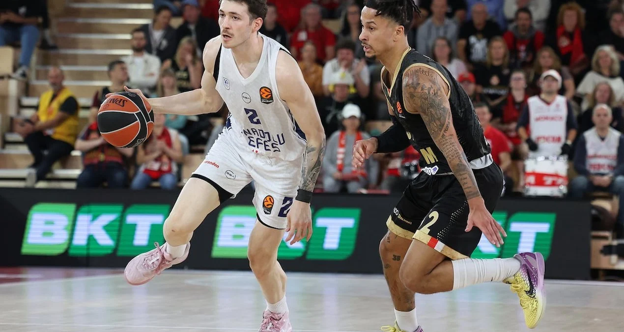 Anadolu Efes məğlub oldu