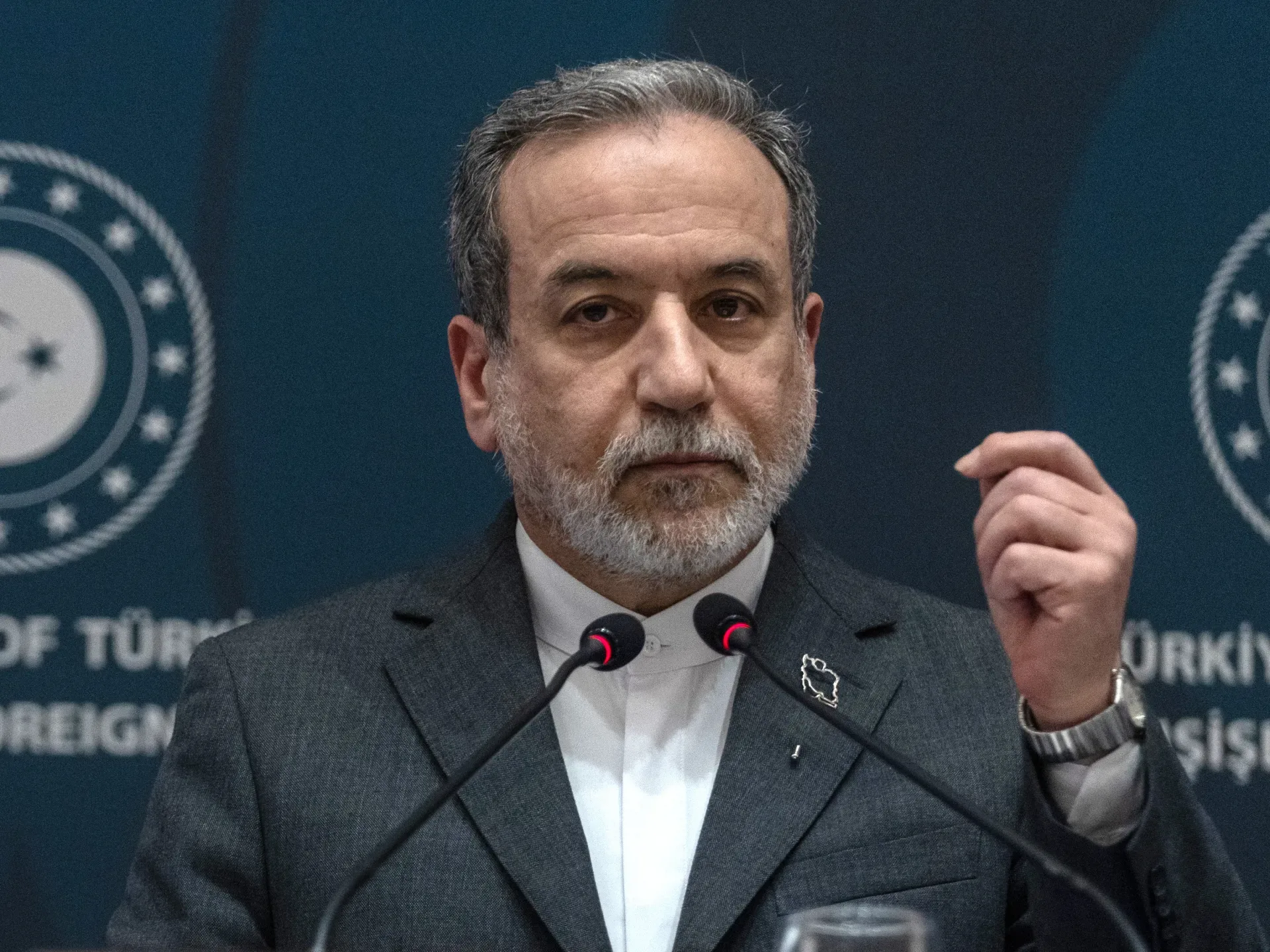 İran: ABŞ ilə təhdidsiz ədalətli danışıqlar