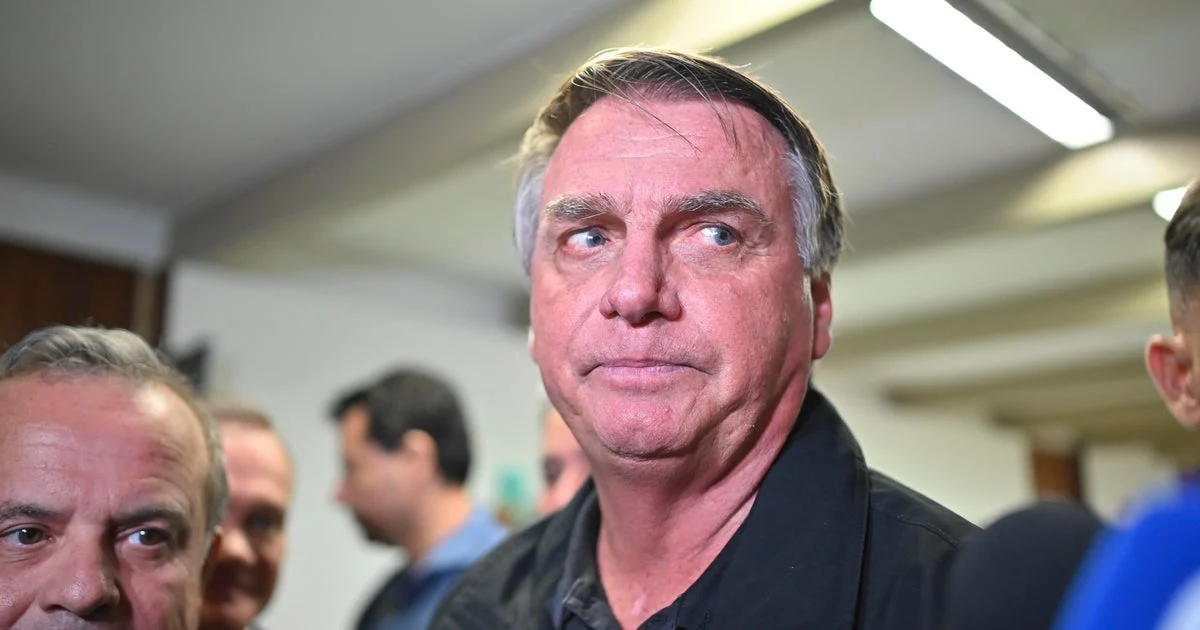 Braziliyanın keçmiş prezidenti Bolsonaru həbs edildi