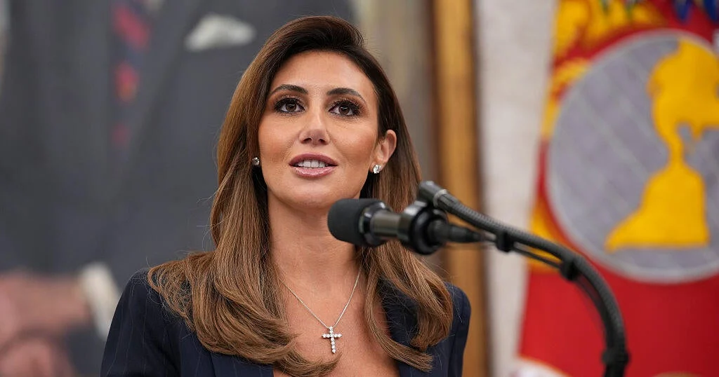 Ədliyyə Nazirliyinin yüksək səviyyəli rəsmisi Alina Habbanın vəzifədə qalmasını istəyir