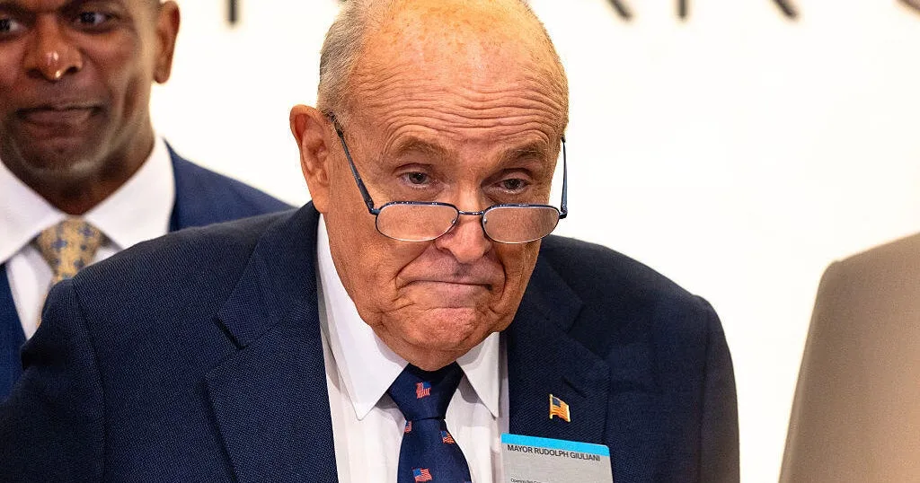 Dominion və Giuliani məhkəməni bitirdi