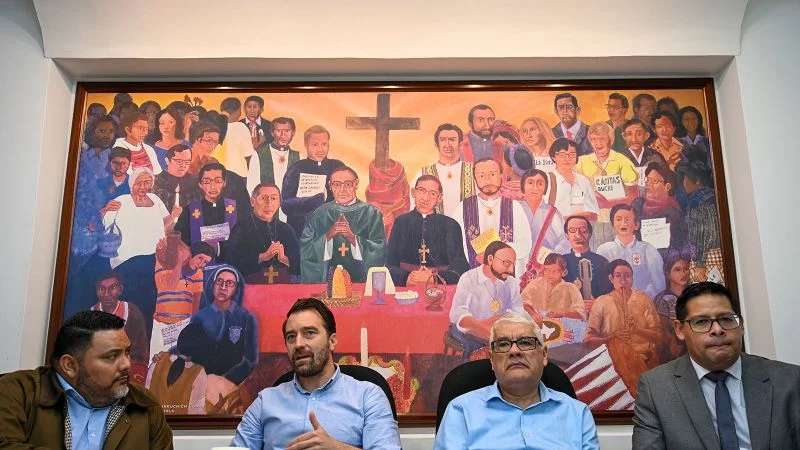 İnsan Haqları Qrupu El Salvadoru Tərk Etdi: Repressiyalar Fonunda