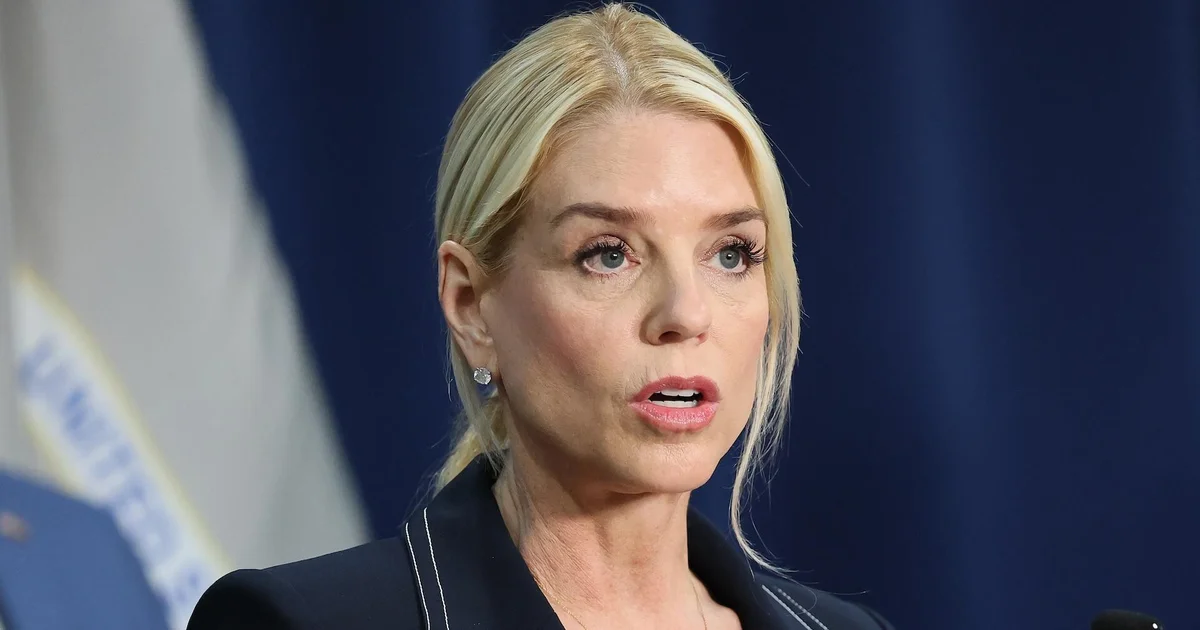 Ədliyyə Nazirliyi Epşteyn və Maksvell üzrə böyük münsiflər heyətinin sənədlərinin açılmasını istəyir