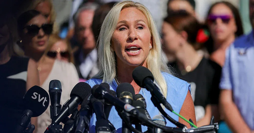 Marjorie Taylor Greene Trump ilə fikir ayrılığından sonra təhdidlər aldığını bildirib