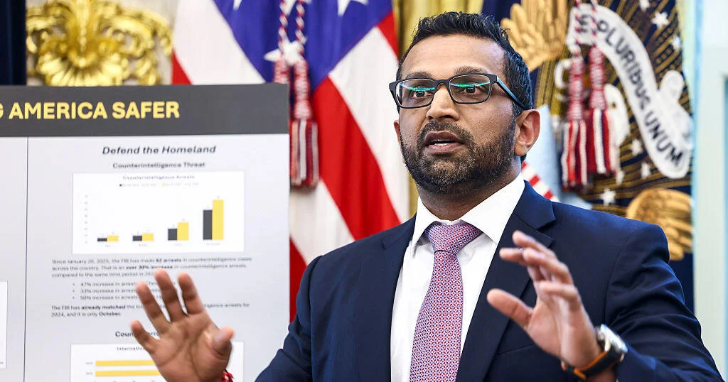 Patel: FBI agentləri hökumət bağlansa belə maaş alacaq