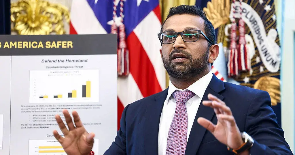 Patel: FBI agentləri hökumət bağlansa belə maaş alacaq