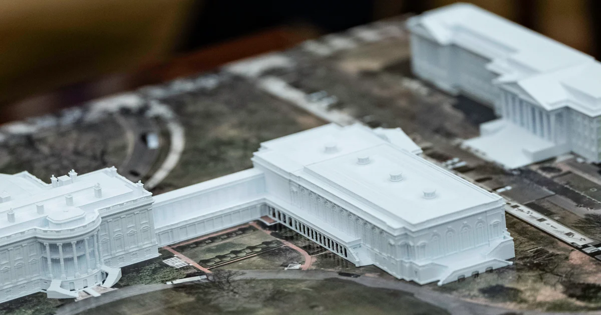 Tramp rəqs zalı üçün yeni memar tutdu