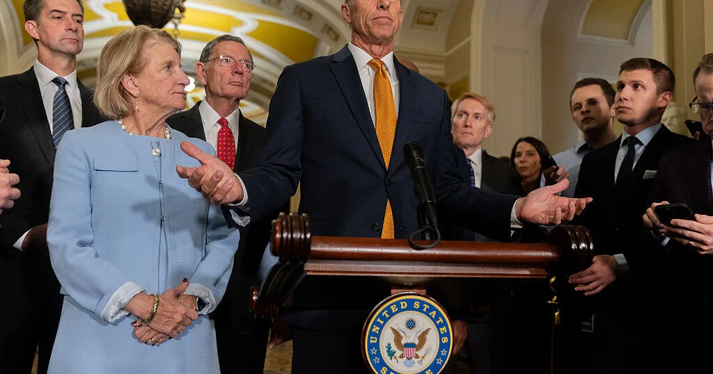 Hökumət fəaliyyəti beşinci həftədir dayanıb