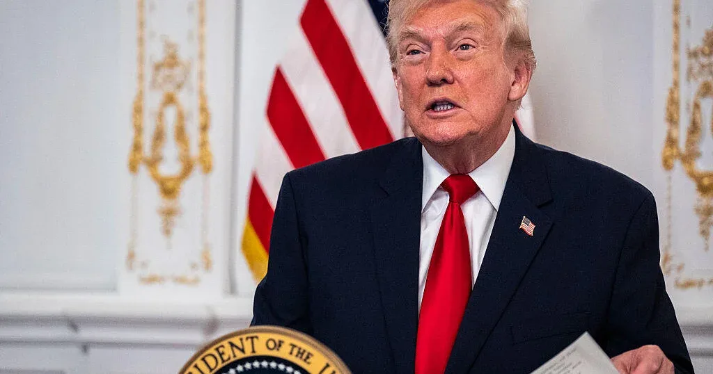 Tramp üçüncü dünya ölkələrindən immiqrasiyanı dayandıracağını bildirdi