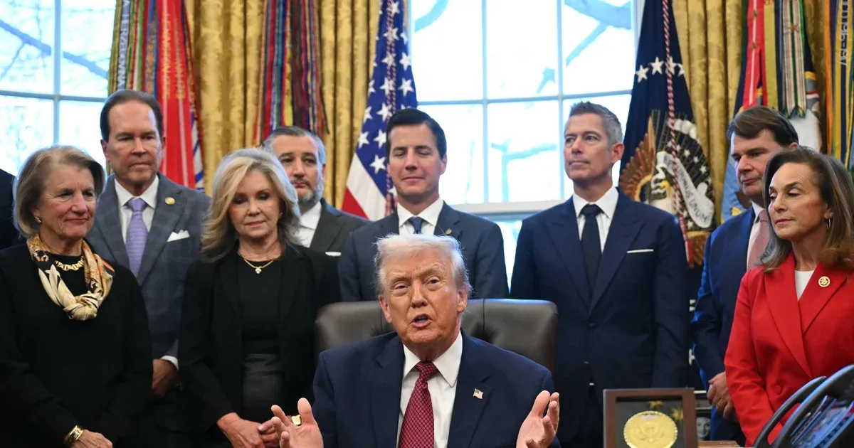 Trump daxili məsələlərə diqqət çəkmək üçün Pensilvaniyaya səfər edəcək