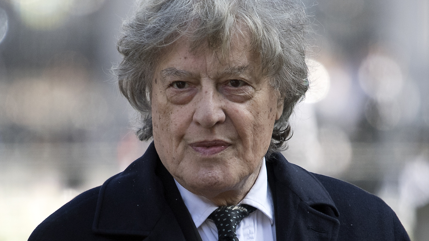 Tanınmış dramaturq və ssenarist Tom Stoppard 88 yaşında dünyasını dəyişdi