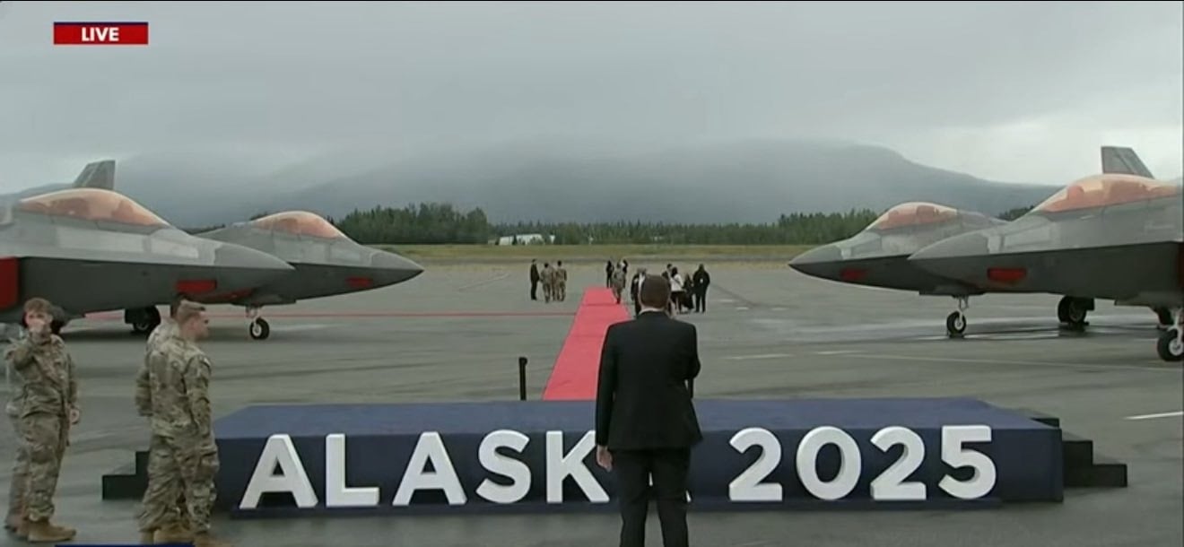 Tramp-Putin görüşü Alyaskada dünya diqqətində