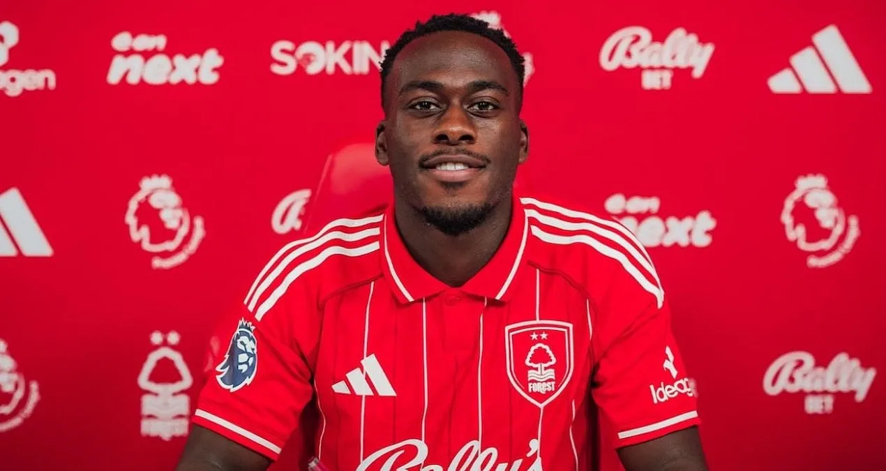 Nottingem Forest Kalimuendonı transfer etdi